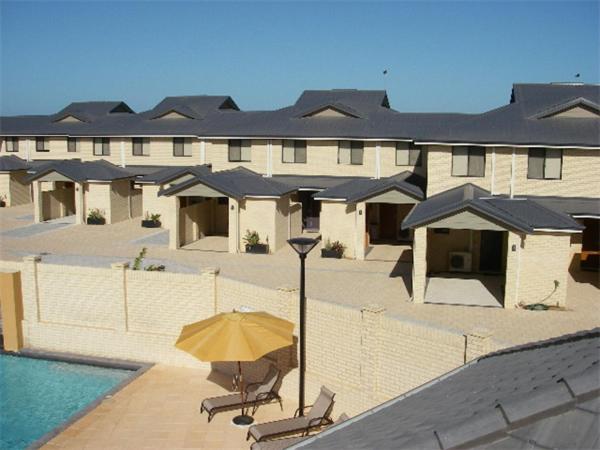 Port Denison Beach Resort Екстериор снимка