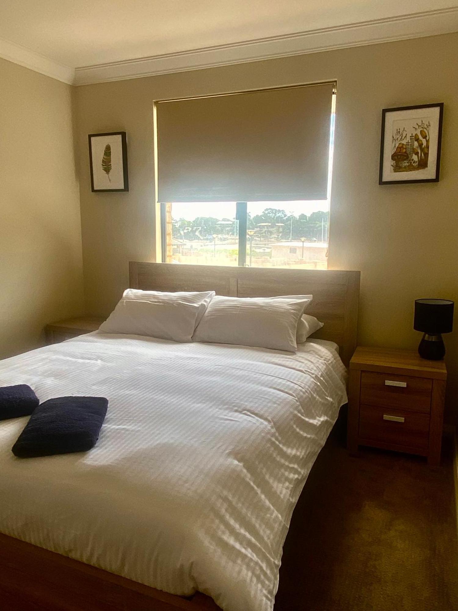 Port Denison Beach Resort Екстериор снимка